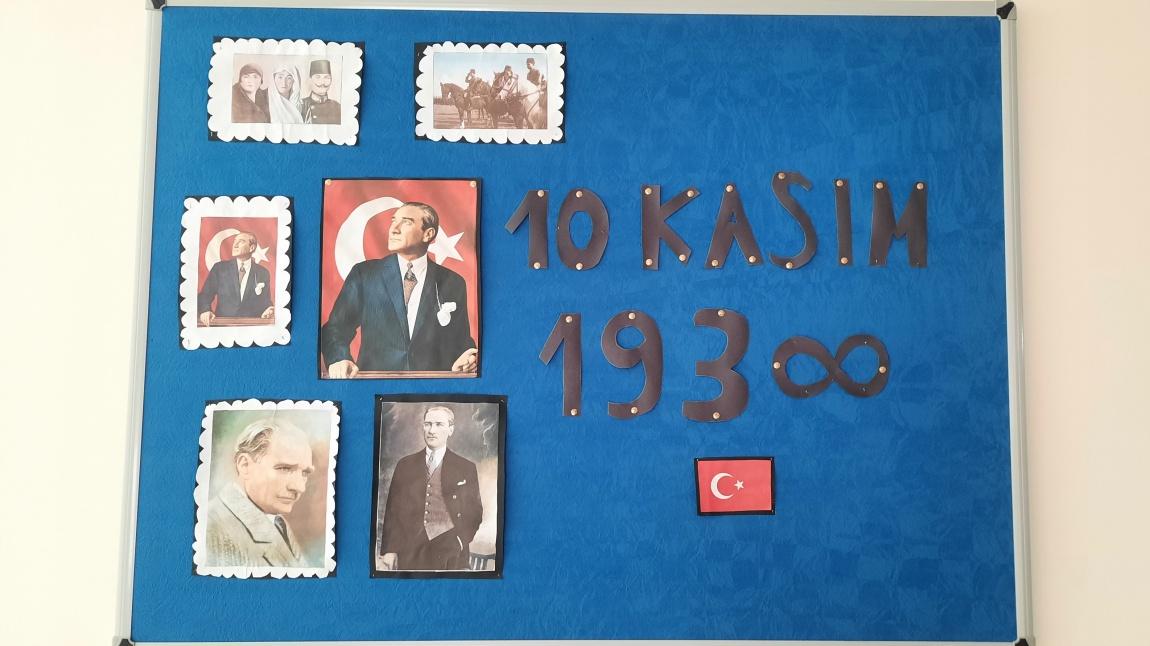 10 Kasım Atatürk'ün Ölüm Yıldönümü Konulu Pano Çalışmamız