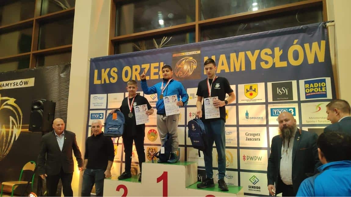 Uluslararası Turnuvada Altın Madalya Kazanan Öğrencimiz ödüllendirildi